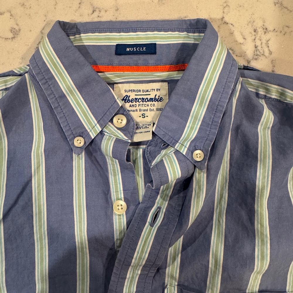 VINTAGE Abercrombie Men's Blue & Green Striped Button-Down Shirt - S